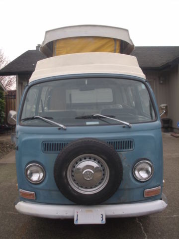 1971 Volkswagen Bus/Vanagon (Blue/Blue and White w/ wood paneling)