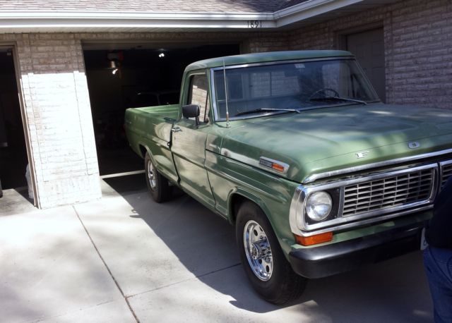 1970 Ford F-250 (Green/Green)