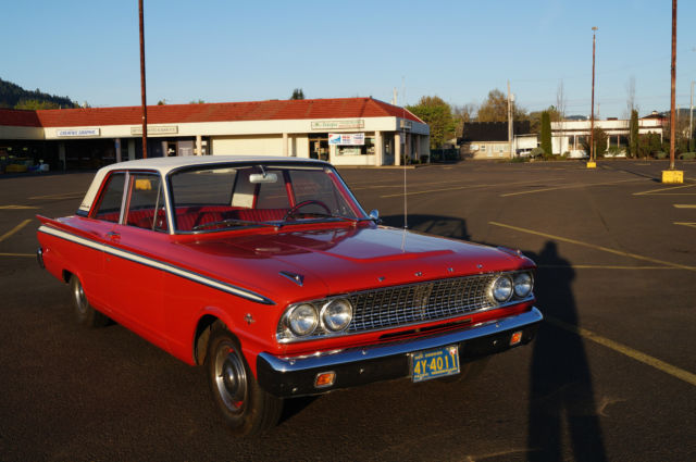 1963 Ford Fairlane (Red/Red)