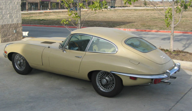 1969 Jaguar E-Type (Ascot Fawn/Beige)