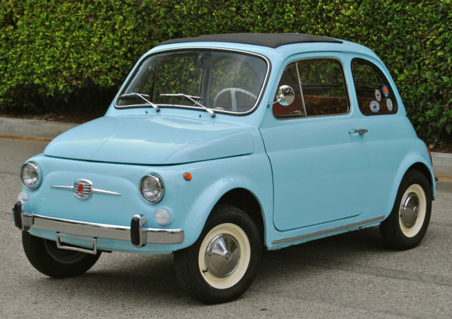 1970 Fiat 500 (Blue/Red)