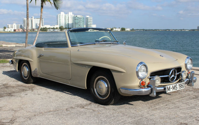 1960 Mercedes-Benz SL-Class (Beige Gray (Beigegrau) DB181/Blue)