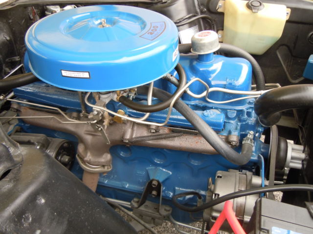 1967 Ford Mustang (Springtime Yellow/Parchment)