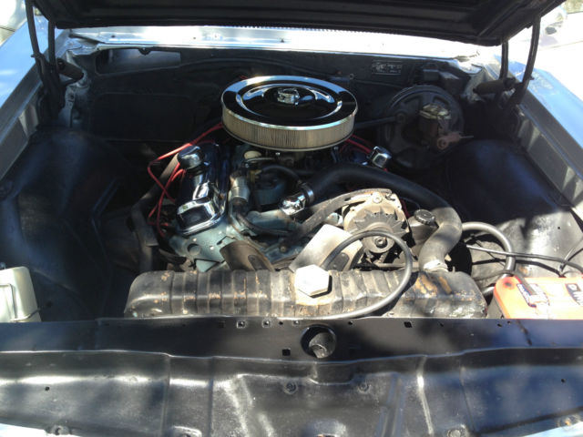 1967 Pontiac GTO (Silver/Blue)