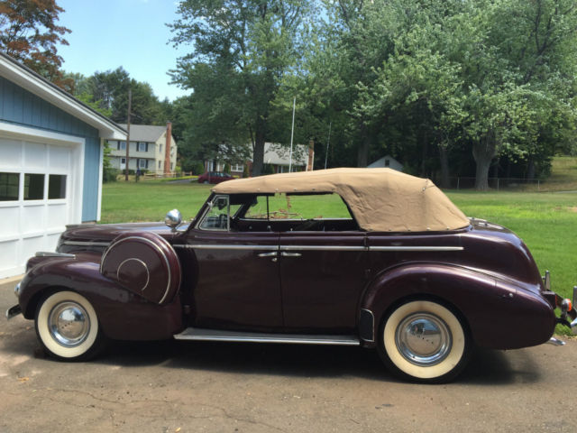 1940 Buick Special (Burgundy/Red)