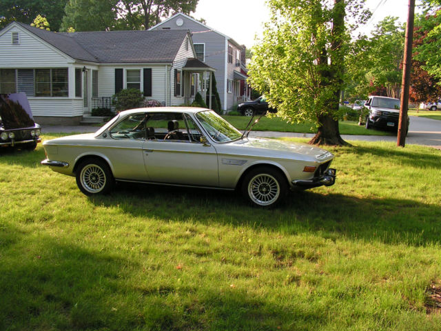 1973 BMW 3.0 CSI (Polaris Silver/Blue)