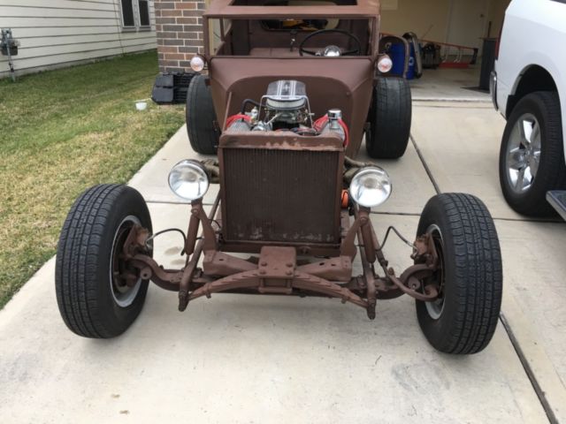 1930 Ford Model A (Brown/Red)