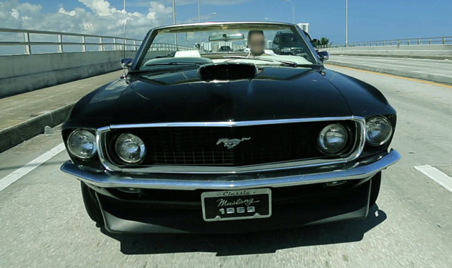1969 Ford Mustang (Black/Off White)