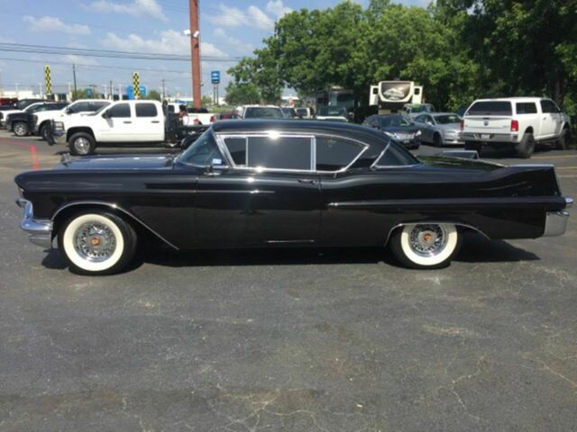 1957 Cadillac Coupe Model 62 (Black/Black)