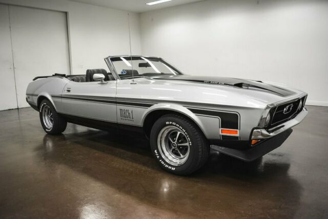 1971 Ford Mustang (Silver/Black)