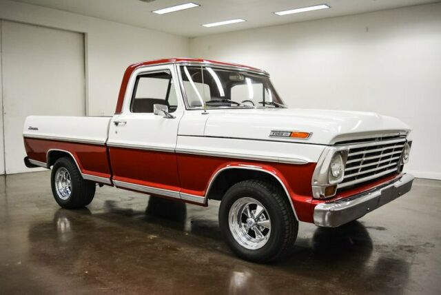 1968 Ford F-100 (Red/Red)