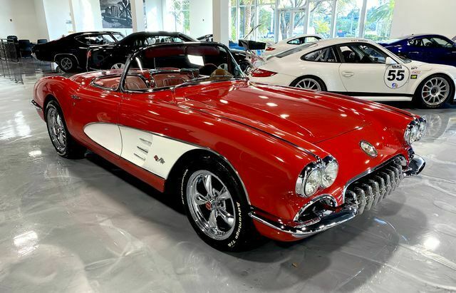 1960 Chevrolet Corvette (Red/Red)