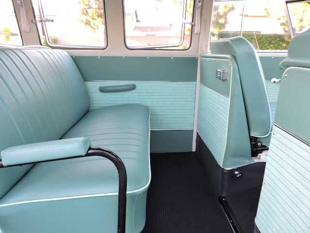 Seller of Classic Cars - 1963 Volkswagen Bus/Vanagon (BLUE/WHITE ON TOP ...