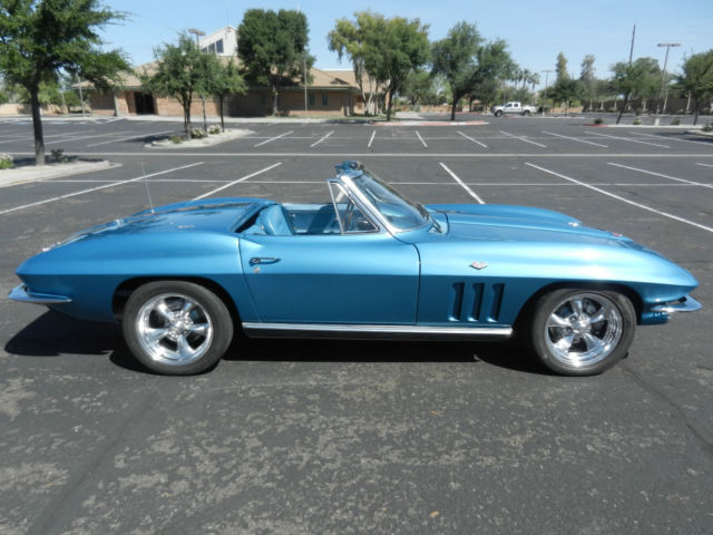 Seller of Classic Cars - 1966 Chevrolet Corvette (Nassau Blue/Bright